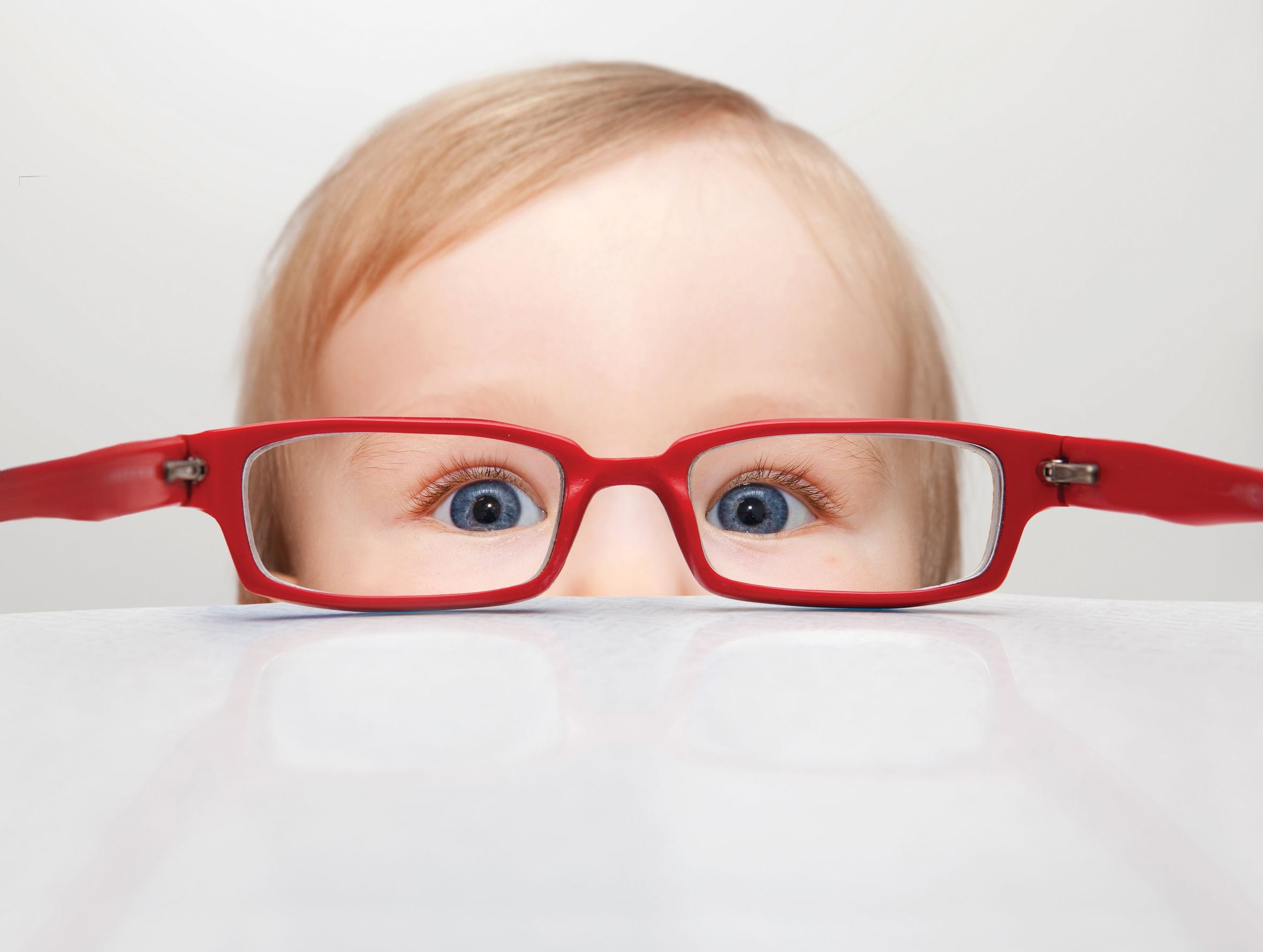Signs Your Baby May Need Glasses